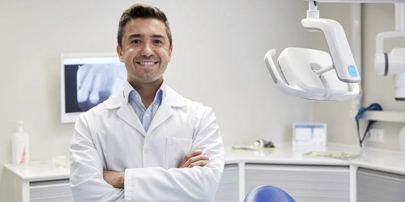 Evaluating Cosmetic Dentist Qualifications and Experience